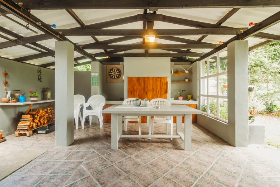 4 Bedroom Property for Sale in Denver Park Western Cape